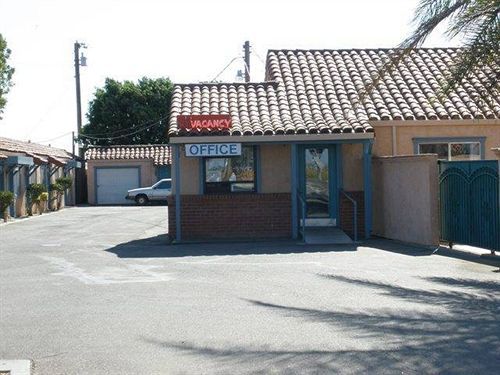 Hamlet Motel Newman エクステリア 写真