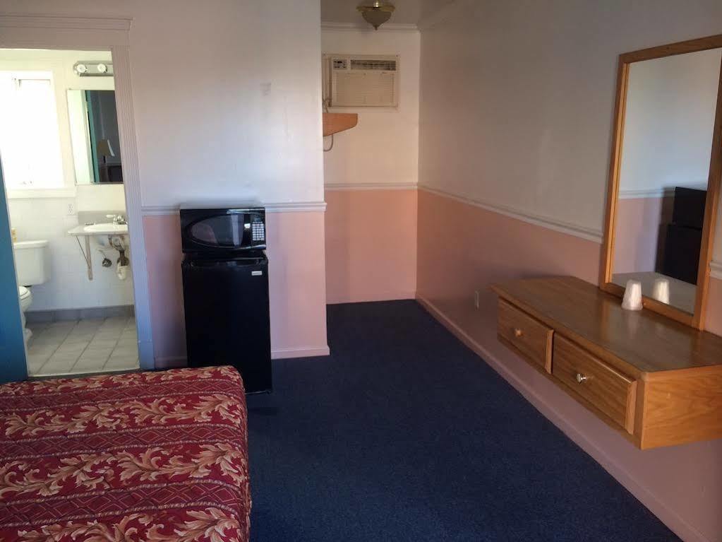 Hamlet Motel Newman エクステリア 写真