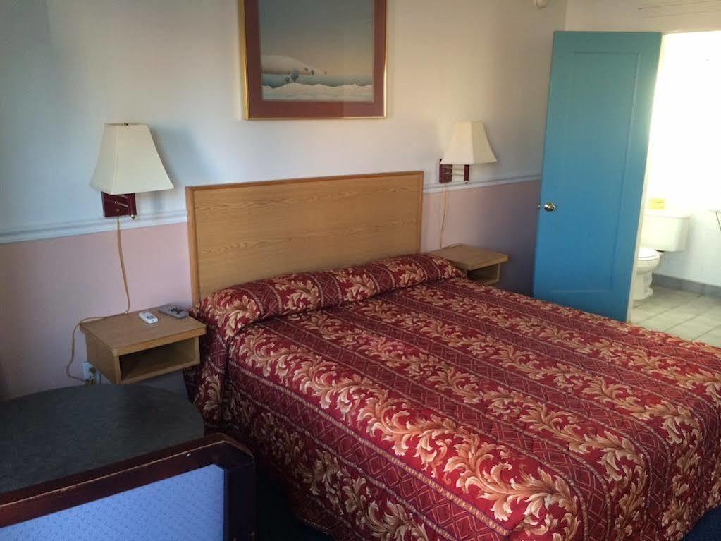 Hamlet Motel Newman エクステリア 写真